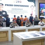 Polda Jatim Amankan Tiga Tersangka Pembuat dan Penyebar Video Hoax Catut Nama Gubernur
